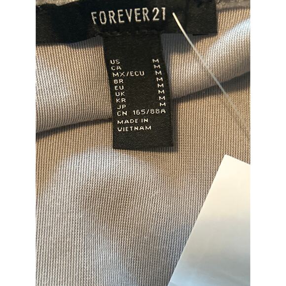 NWT Forever 21 Gray Velvety Low Neck Dress Polyester/Spandex Size Medium - Picture 3 of 6